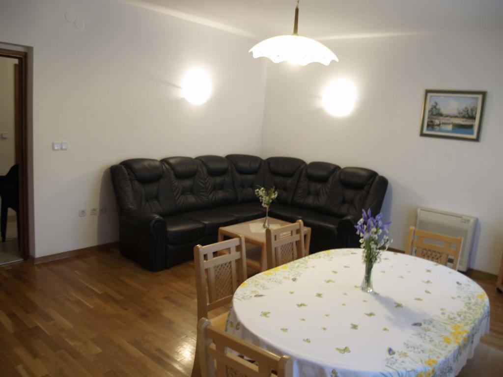 Apartments Mrva 우글랸 외부 사진